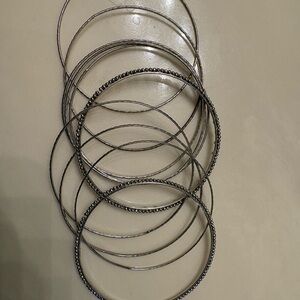 Chic Silver Bangle Bracelet Set